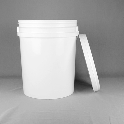 Пластиковое белое круглое ведро 20L краски
